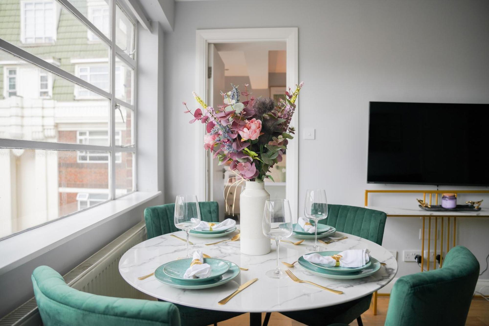 Art-Deco Apartment In Very Popular Chelsea Area London Ngoại thất bức ảnh
